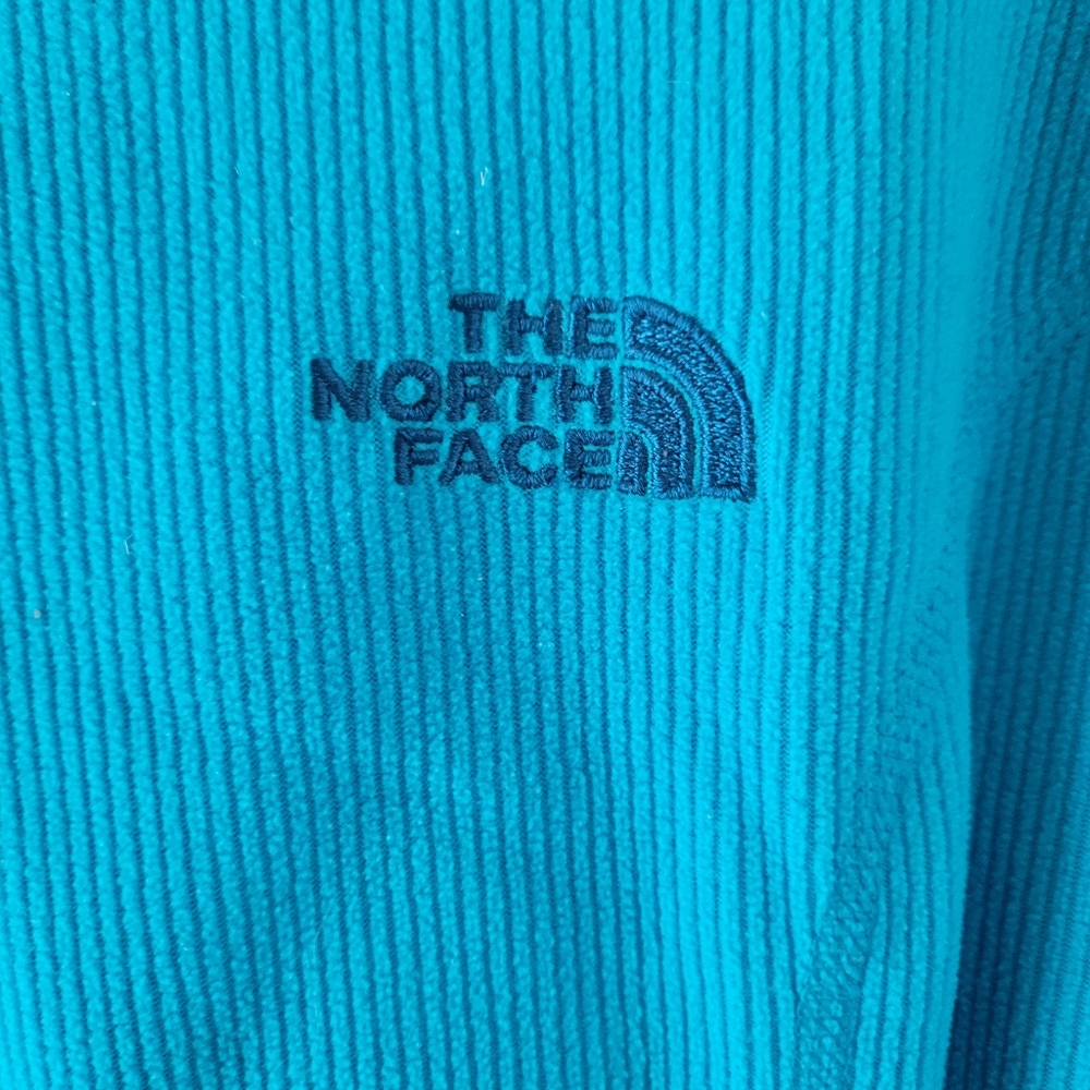 Fleece Ribbed Northface Hoodie - Picture 2 of 2